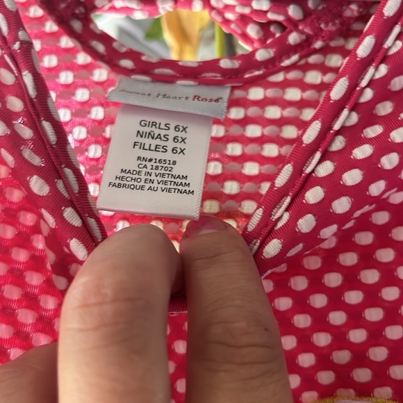 Beautiful dress for wearing to park or over the bathing suit . Size 6x - Picture 2 of 2